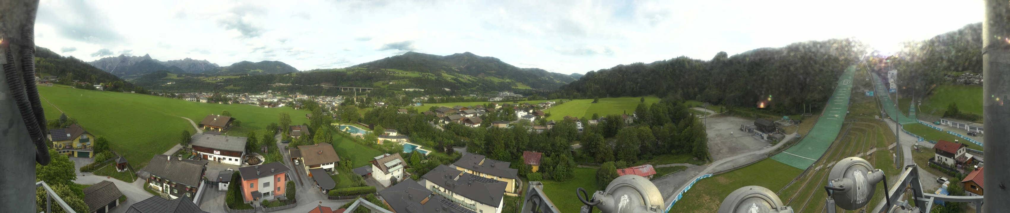 Archived image Webcam Bischofshofen - Village and Ski Jumping Area