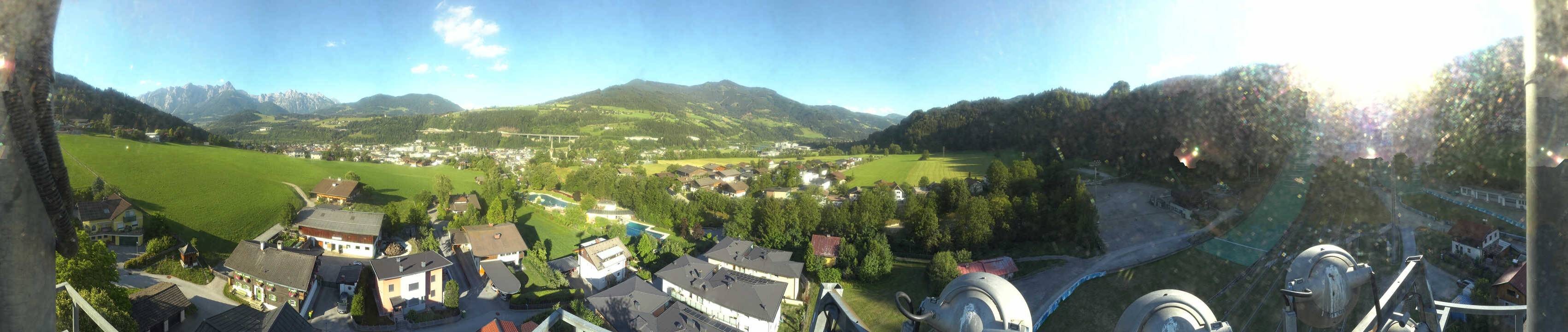 Archived image Webcam Bischofshofen - Village and Ski Jumping Area
