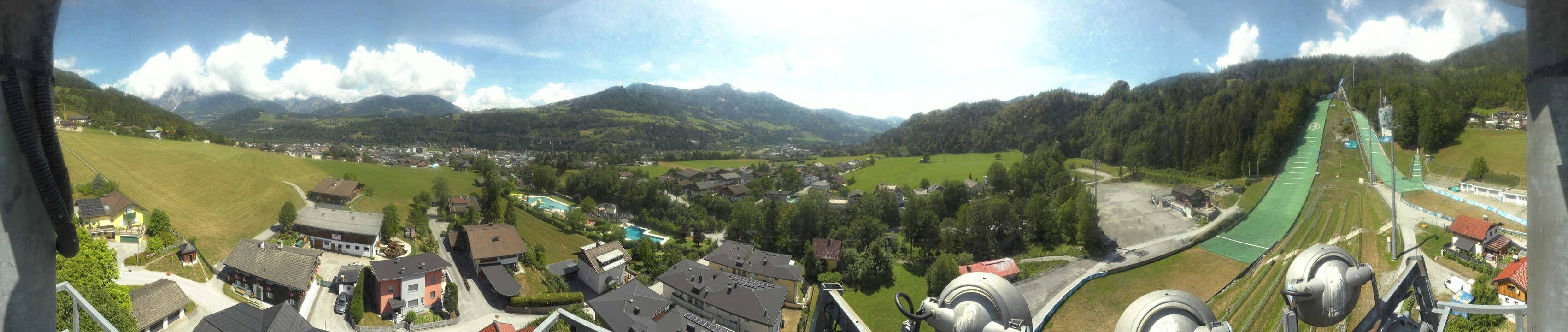 Archived image Webcam Bischofshofen - Village and Ski Jumping Area
