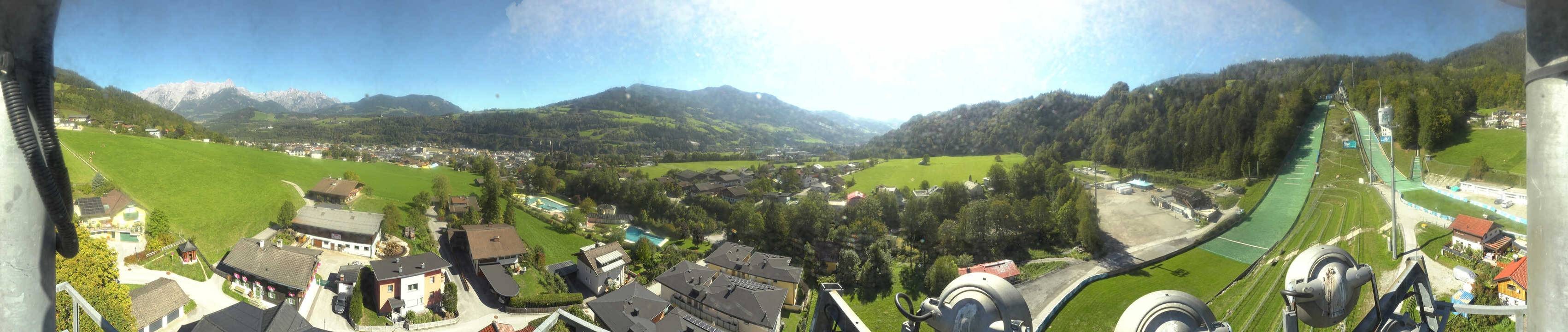 Archived image Webcam Bischofshofen - Village and Ski Jumping Area