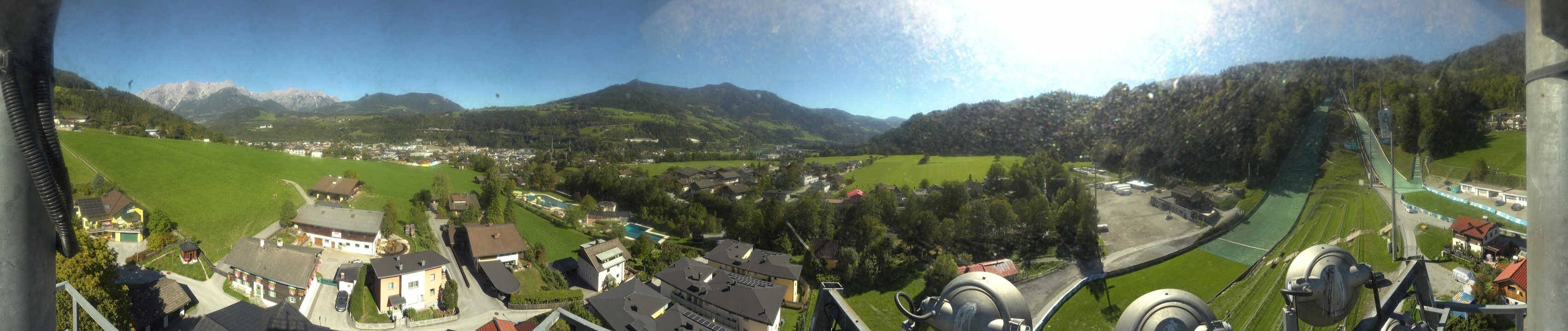 Archived image Webcam Bischofshofen - Village and Ski Jumping Area