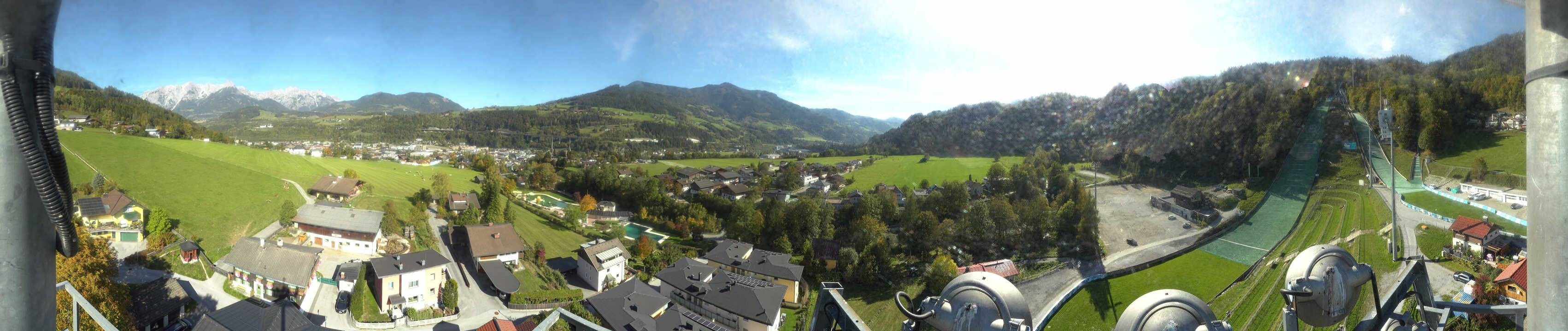 Archived image Webcam Bischofshofen - Village and Ski Jumping Area