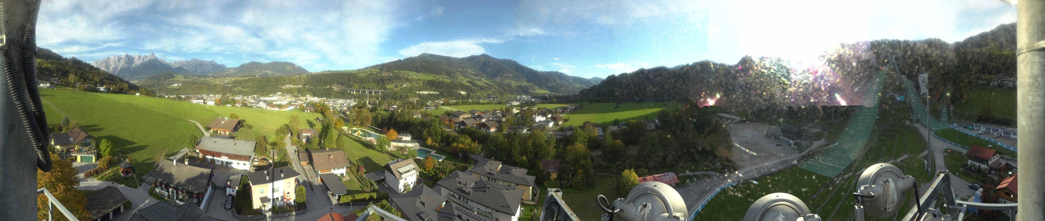 Archived image Webcam Bischofshofen - Village and Ski Jumping Area