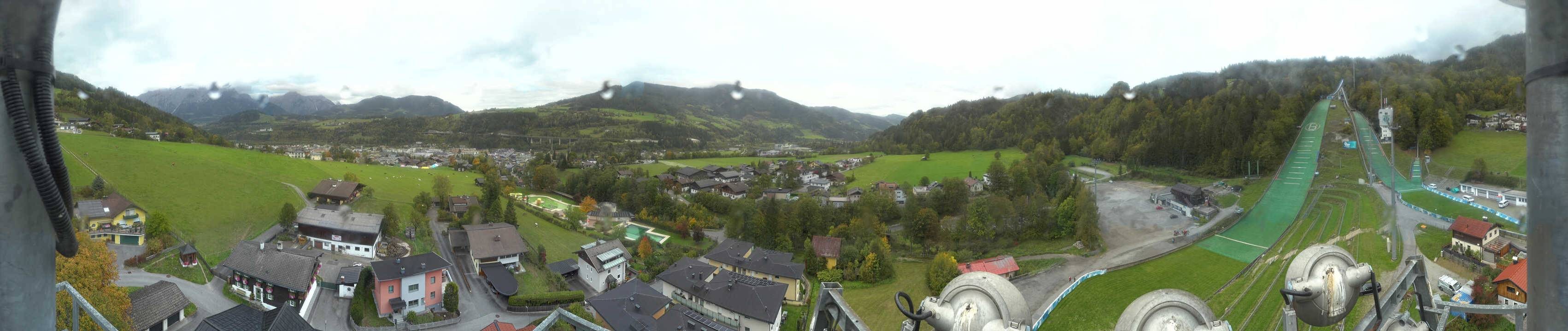 Archived image Webcam Bischofshofen - Village and Ski Jumping Area