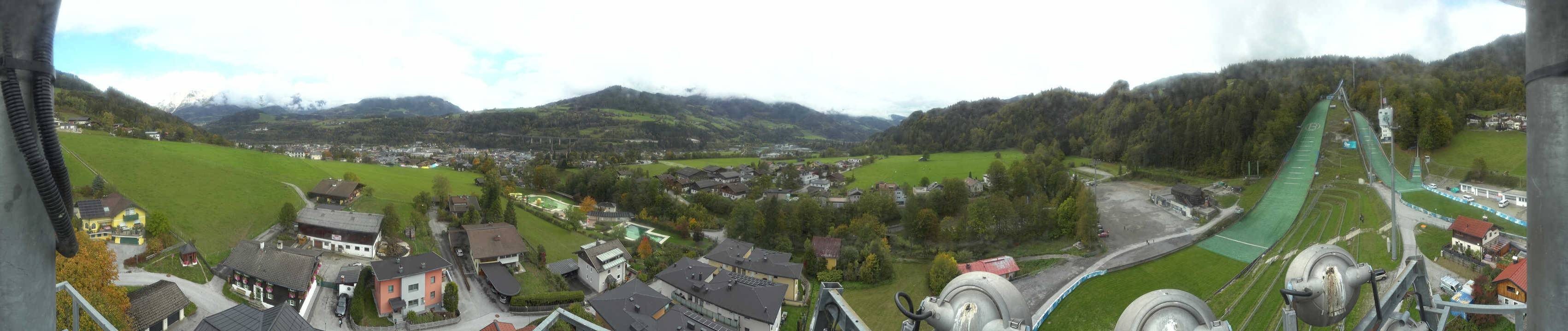 Archived image Webcam Bischofshofen - Village and Ski Jumping Area