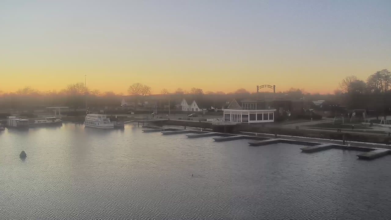 Archiv Foto Webcam Barßel: Bootshafen