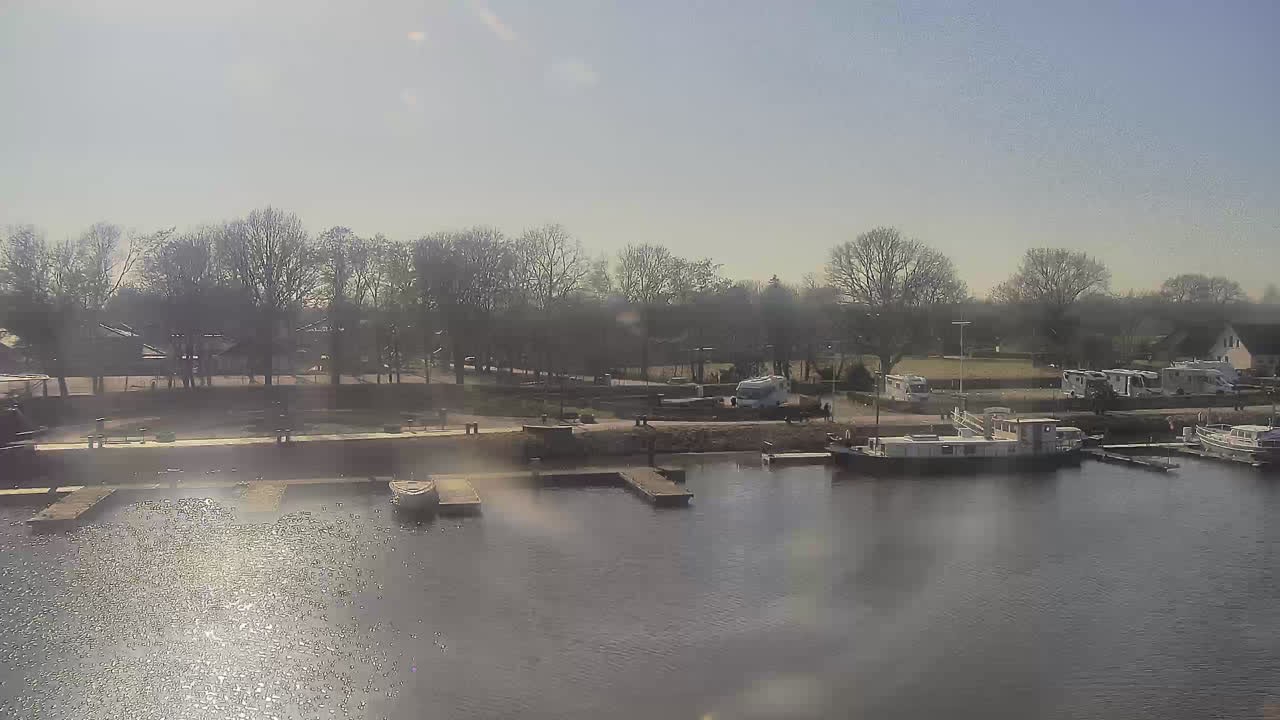 Archiv Foto Webcam Barßel: Bootshafen