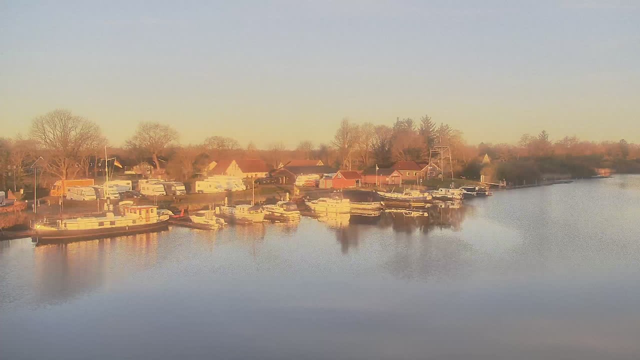 Archiv Foto Webcam Barßel: Bootshafen