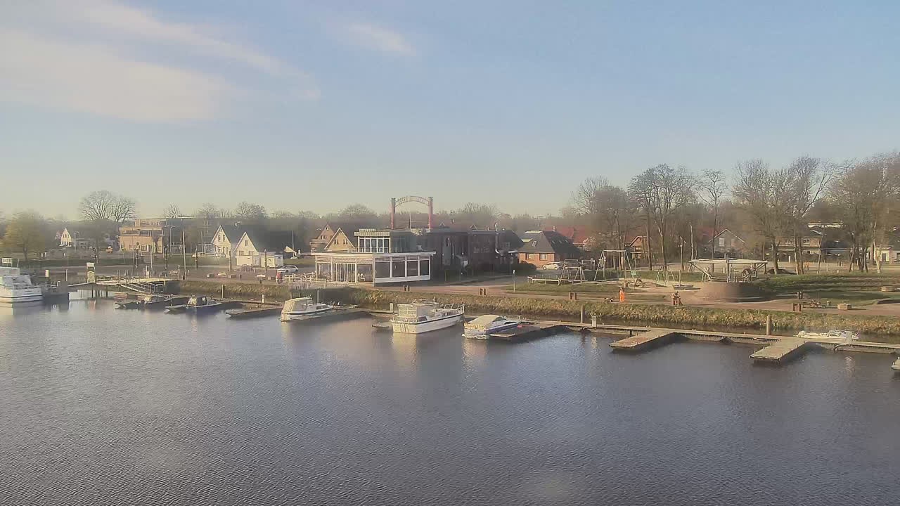 Archiv Foto Webcam Barßel: Bootshafen