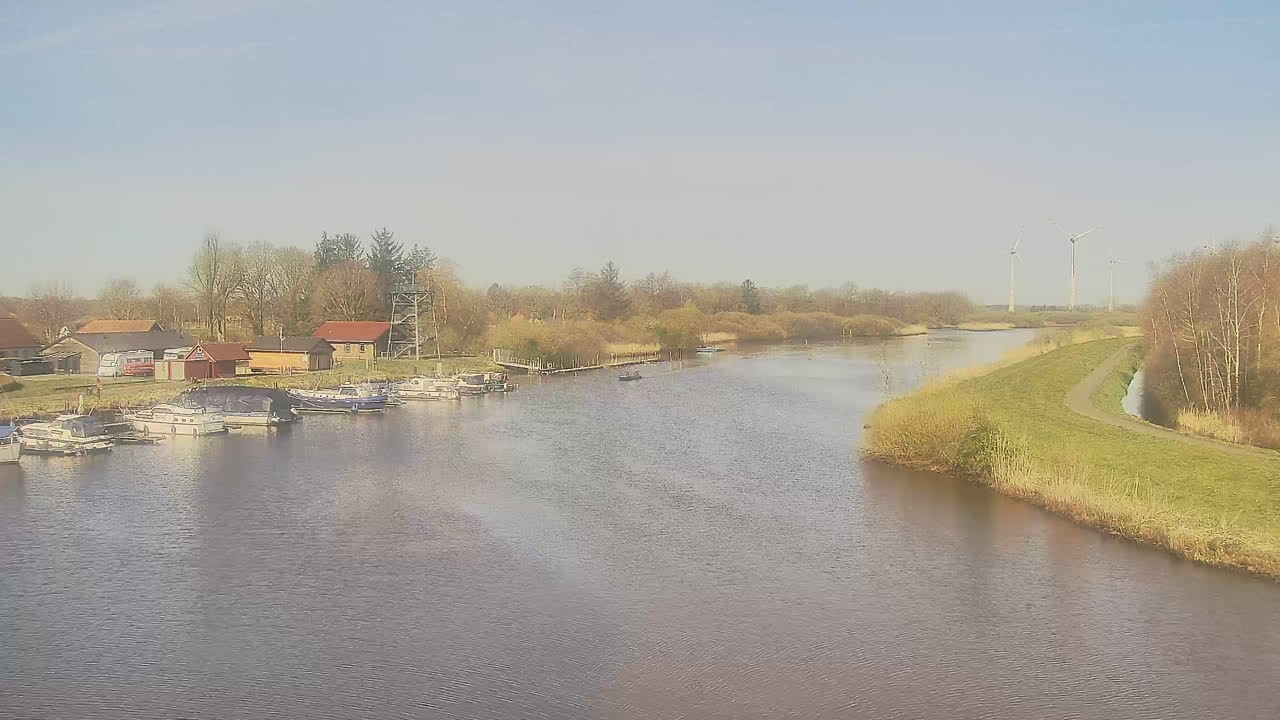 Archiv Foto Webcam Barßel: Bootshafen