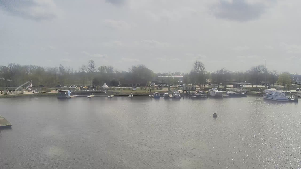 Archiv Foto Webcam Barßel: Bootshafen