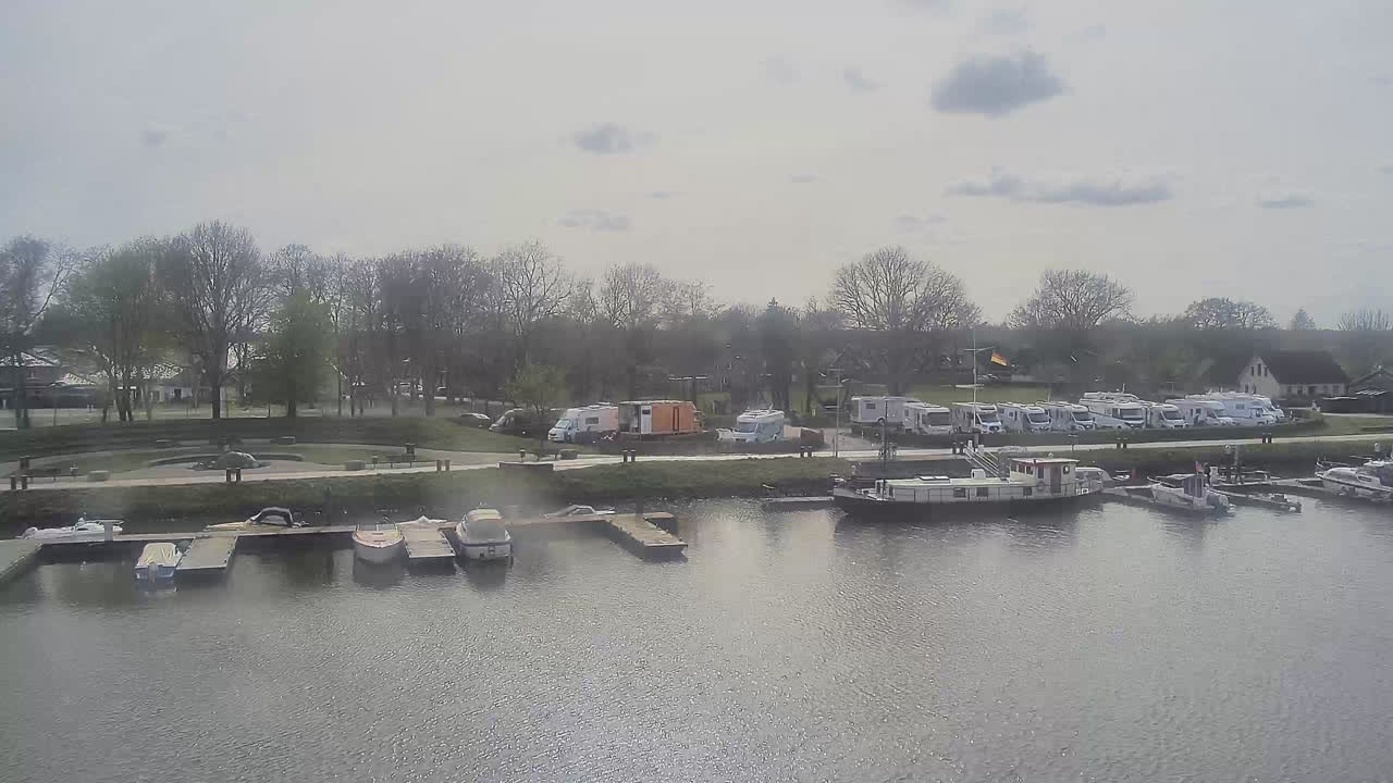 Archiv Foto Webcam Barßel: Bootshafen