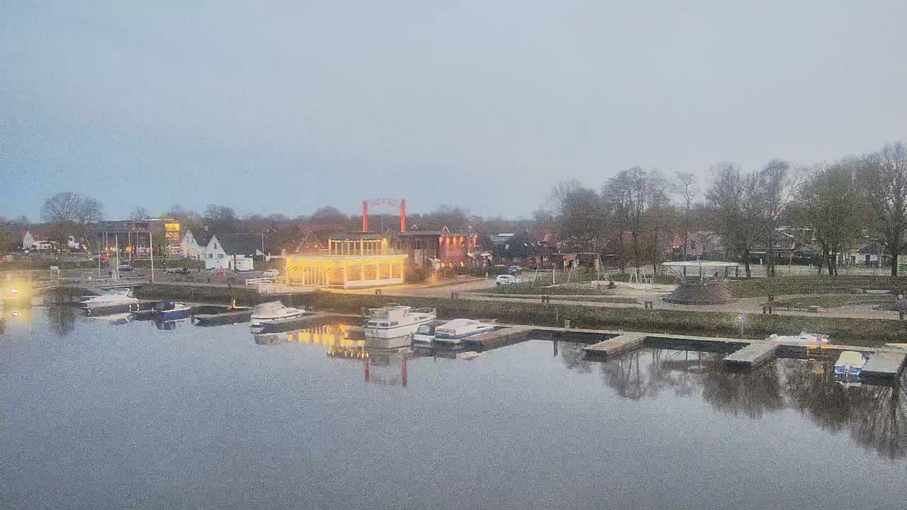 Archiv Foto Webcam Barßel: Bootshafen