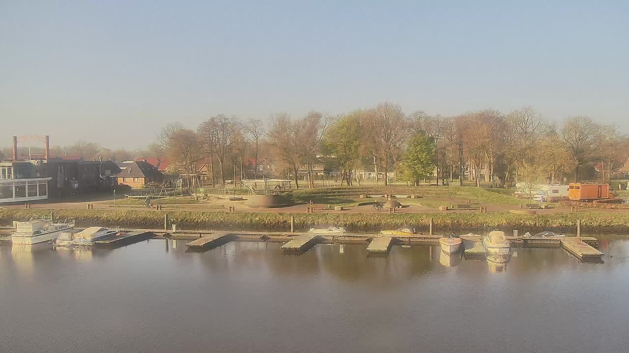 Archiv Foto Webcam Barßel: Bootshafen