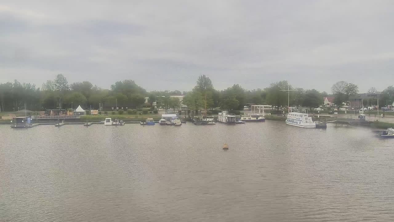 Archiv Foto Webcam Barßel: Bootshafen