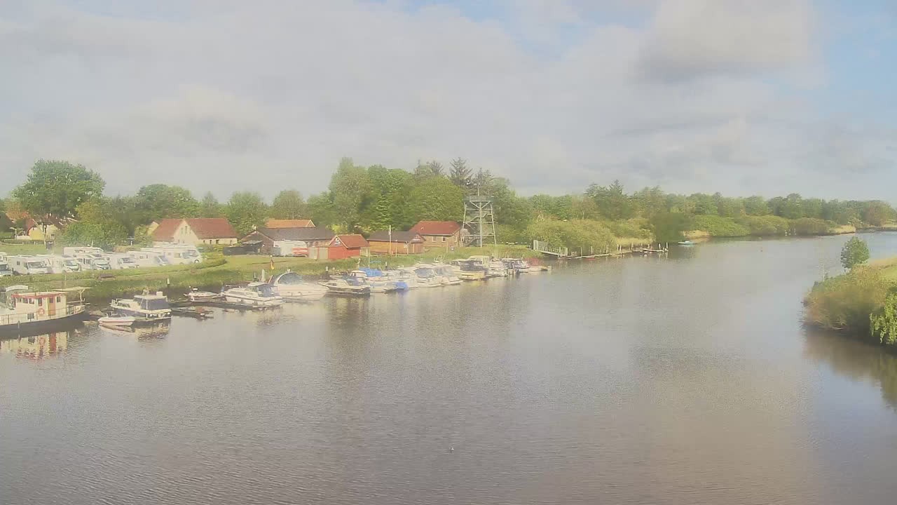 Archiv Foto Webcam Barßel: Bootshafen