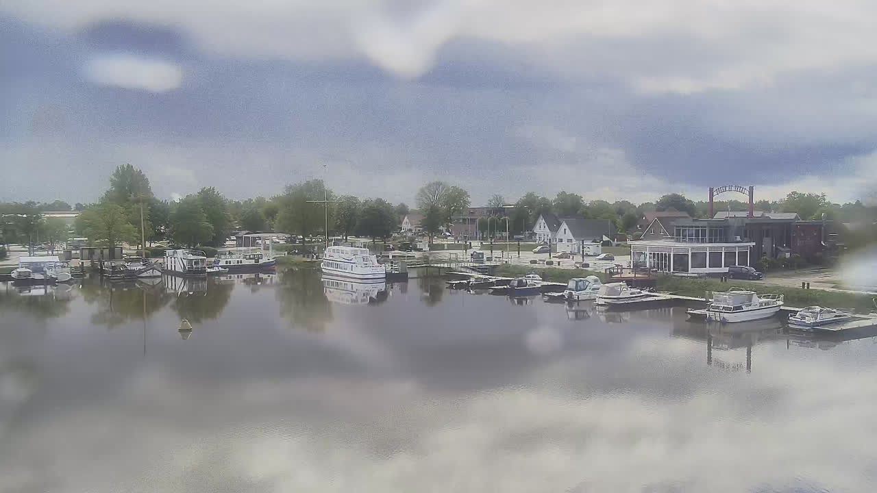 Archiv Foto Webcam Barßel: Bootshafen