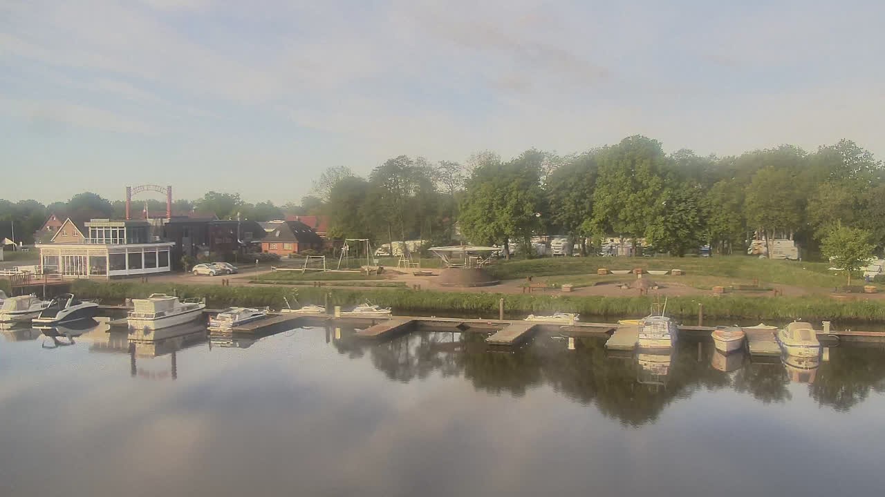 Archived image Webcam Barßel at the boat harbour