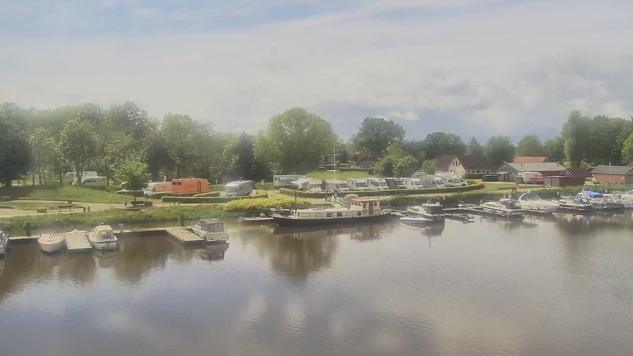 Archived image Webcam Barßel at the boat harbour