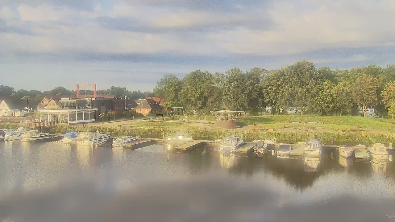 Archiv Foto Webcam Barßel: Bootshafen