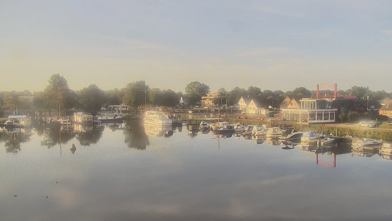 Archiv Foto Webcam Barßel: Bootshafen