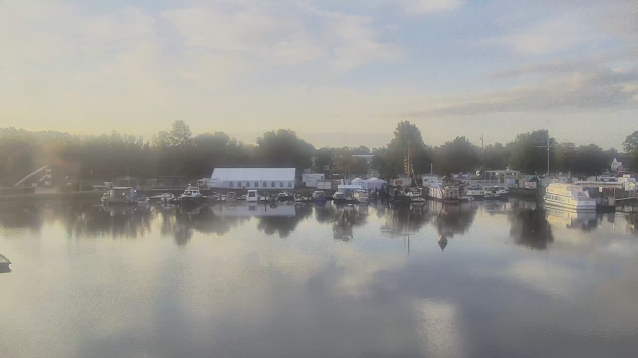 Archiv Foto Webcam Barßel: Bootshafen