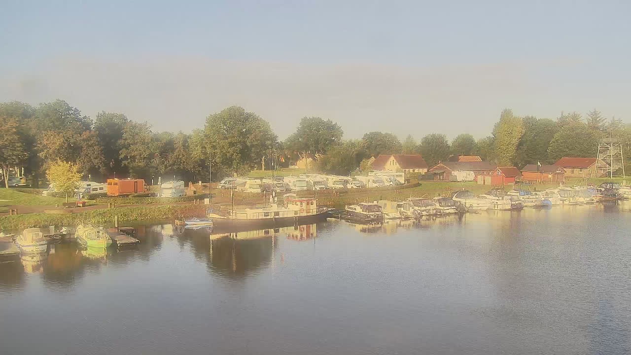 Archiv Foto Webcam Barßel: Bootshafen