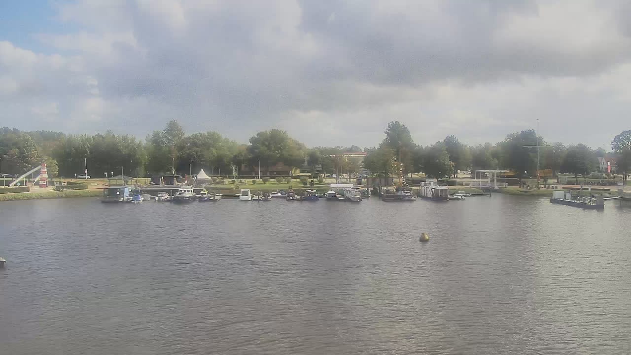 Archiv Foto Webcam Barßel: Bootshafen