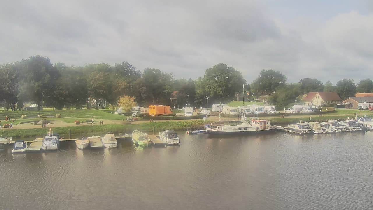 Archiv Foto Webcam Barßel: Bootshafen