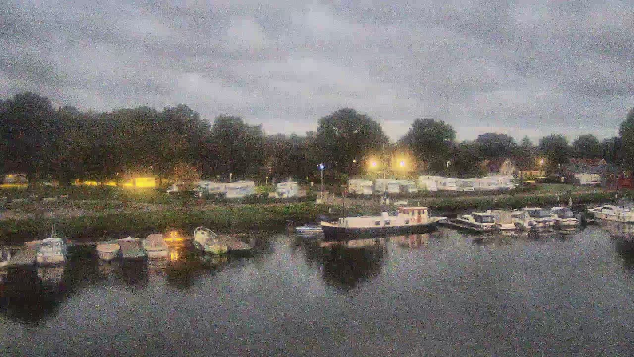 Archiv Foto Webcam Barßel: Bootshafen