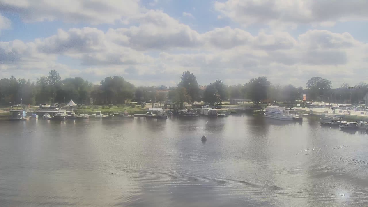 Archiv Foto Webcam Barßel: Bootshafen