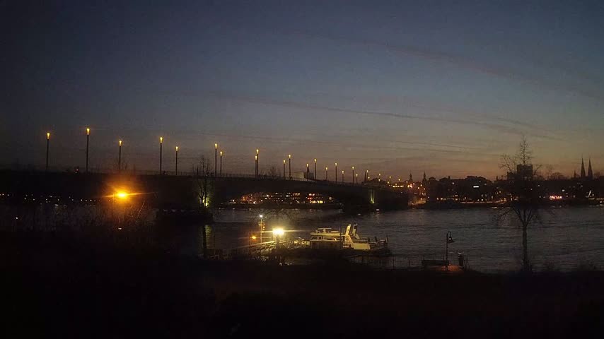 Archived image Webcam Kennedy Bridge in Bonn