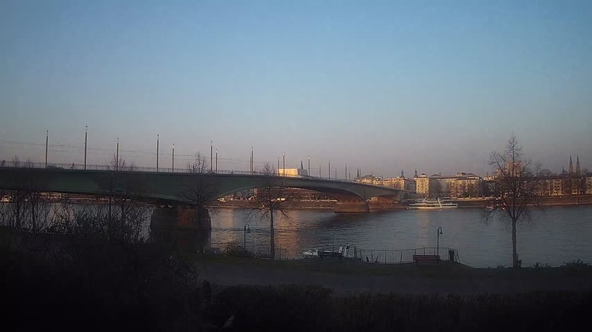 Archiv Foto Webcam Kennedybrücke in Bonn