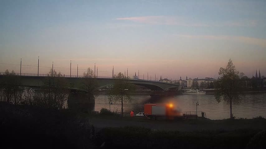Archived image Webcam Kennedy Bridge in Bonn