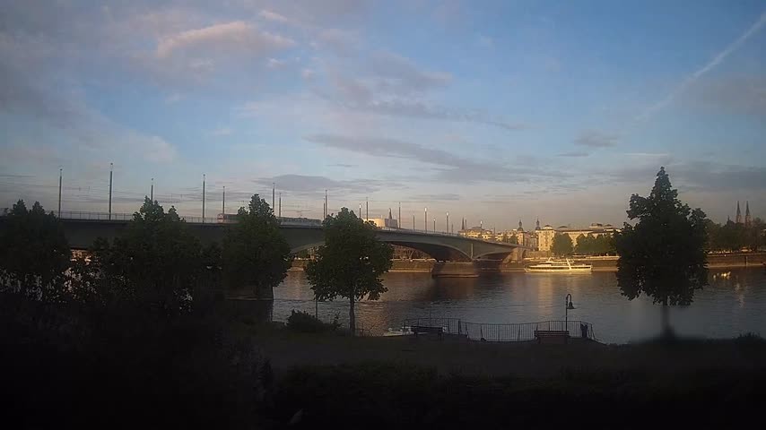 Archiv Foto Webcam Kennedybrücke in Bonn