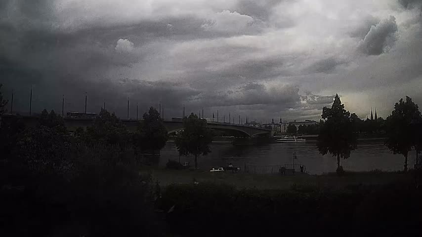 Archiv Foto Webcam Kennedybrücke in Bonn