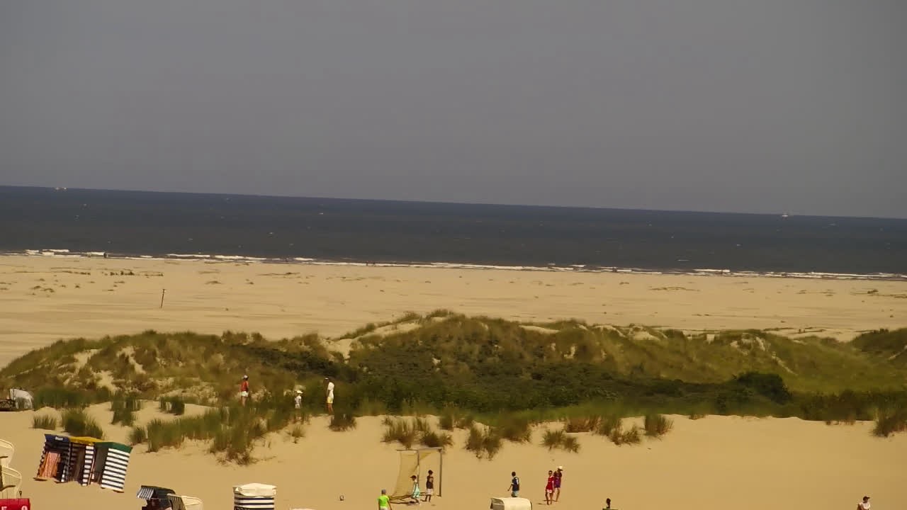 Archived image Webcam Borkum: Guest House Victoria