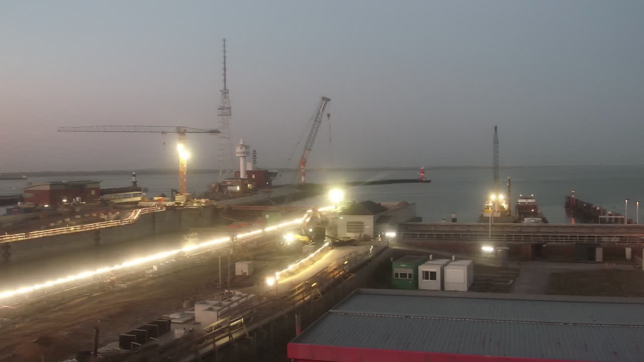 Archiv Foto Webcam Brunsbüttel: Schleusenkammern am Nord-Ostsee Kanal