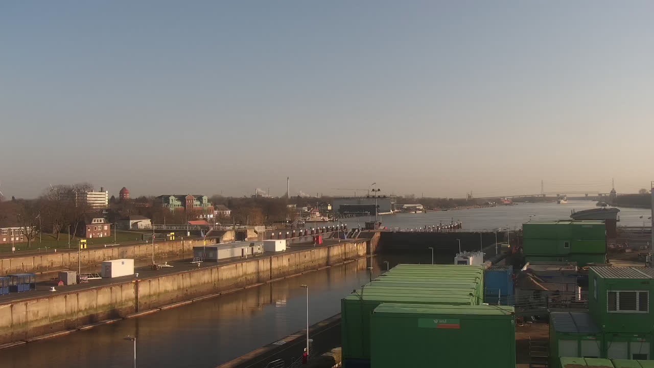 Archiv Foto Webcam Brunsbüttel: Schleusenkammern am Nord-Ostsee Kanal