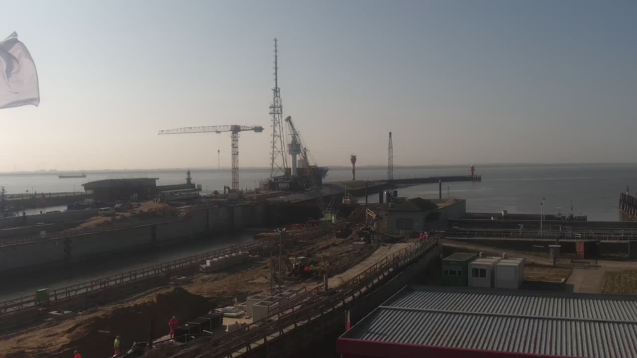 Archiv Foto Webcam Brunsbüttel: Schleusenkammern am Nord-Ostsee Kanal