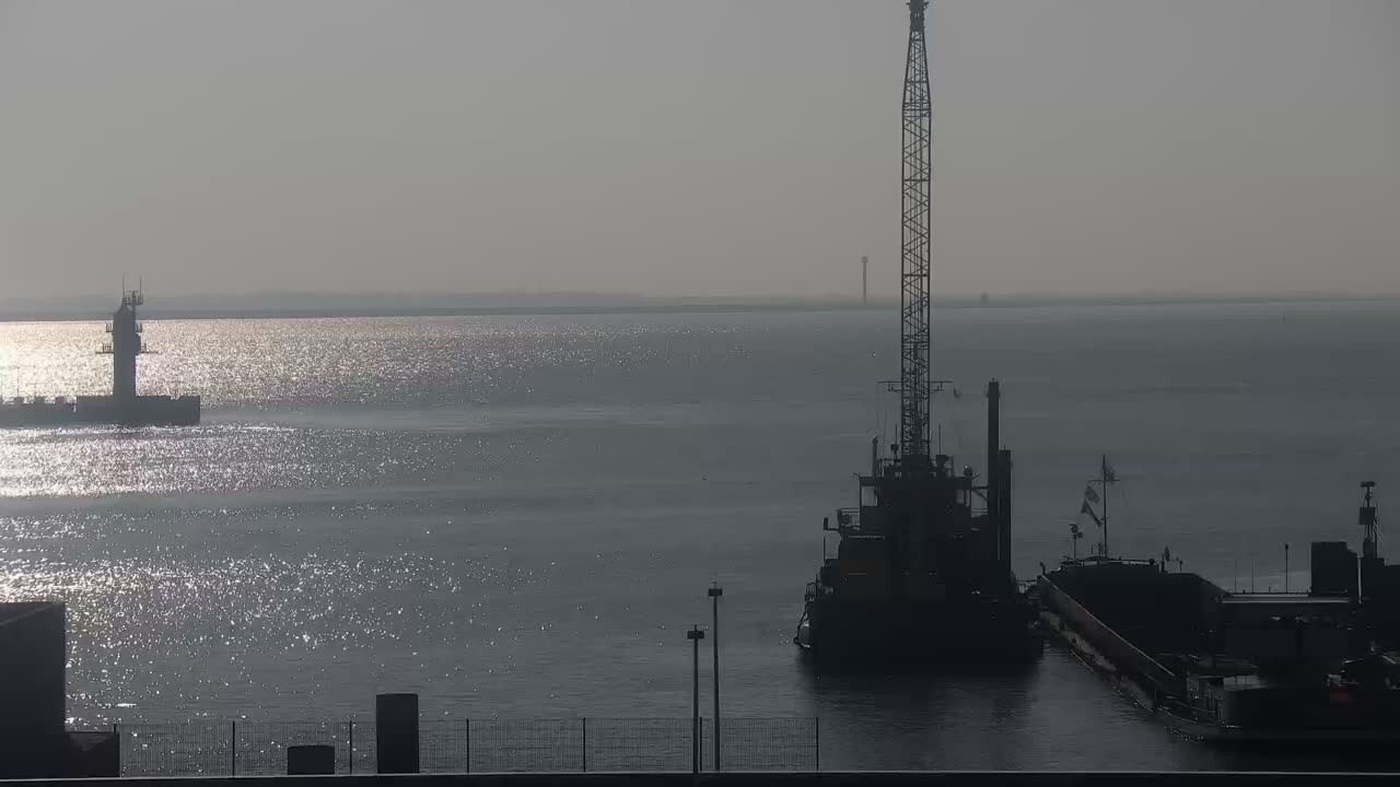 Archiv Foto Webcam Brunsbüttel: Schleusenkammern am Nord-Ostsee Kanal