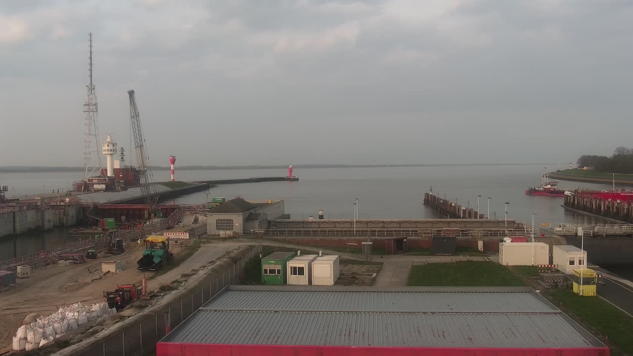 Archiv Foto Webcam Brunsbüttel: Schleusenkammern am Nord-Ostsee Kanal