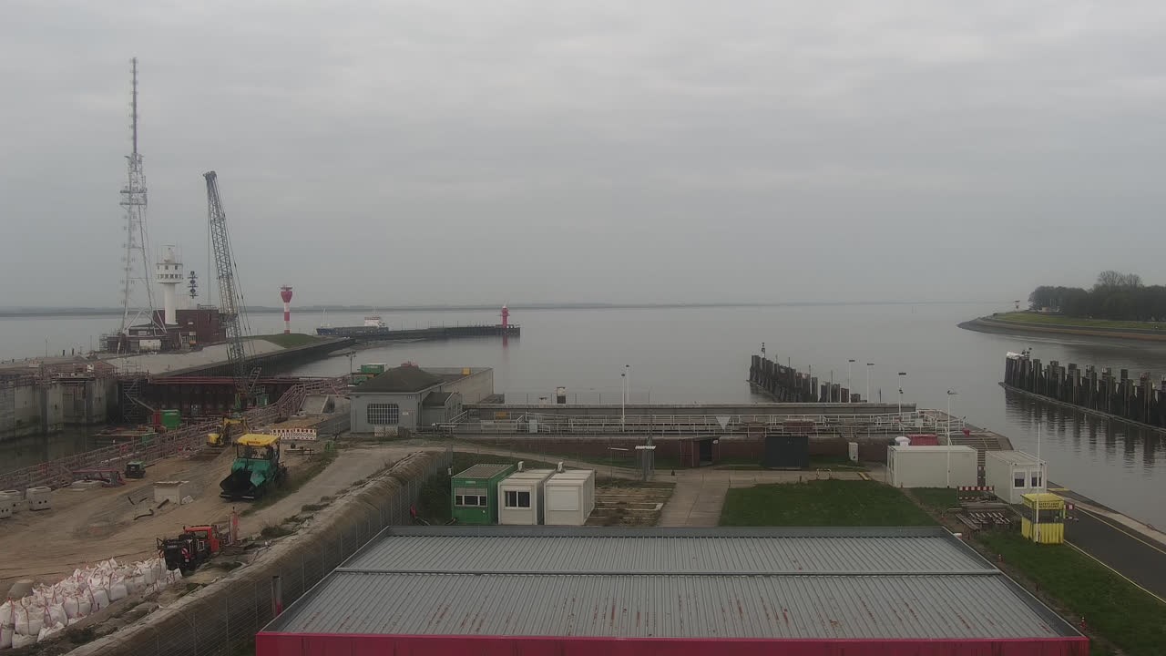 Archiv Foto Webcam Brunsbüttel: Schleusenkammern am Nord-Ostsee Kanal