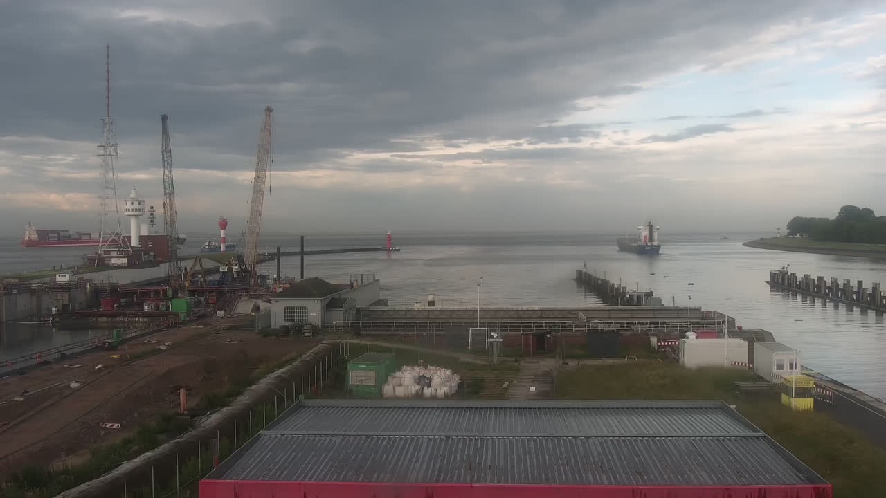 Archiv Foto Webcam Brunsbüttel: Schleusenkammern am Nord-Ostsee Kanal