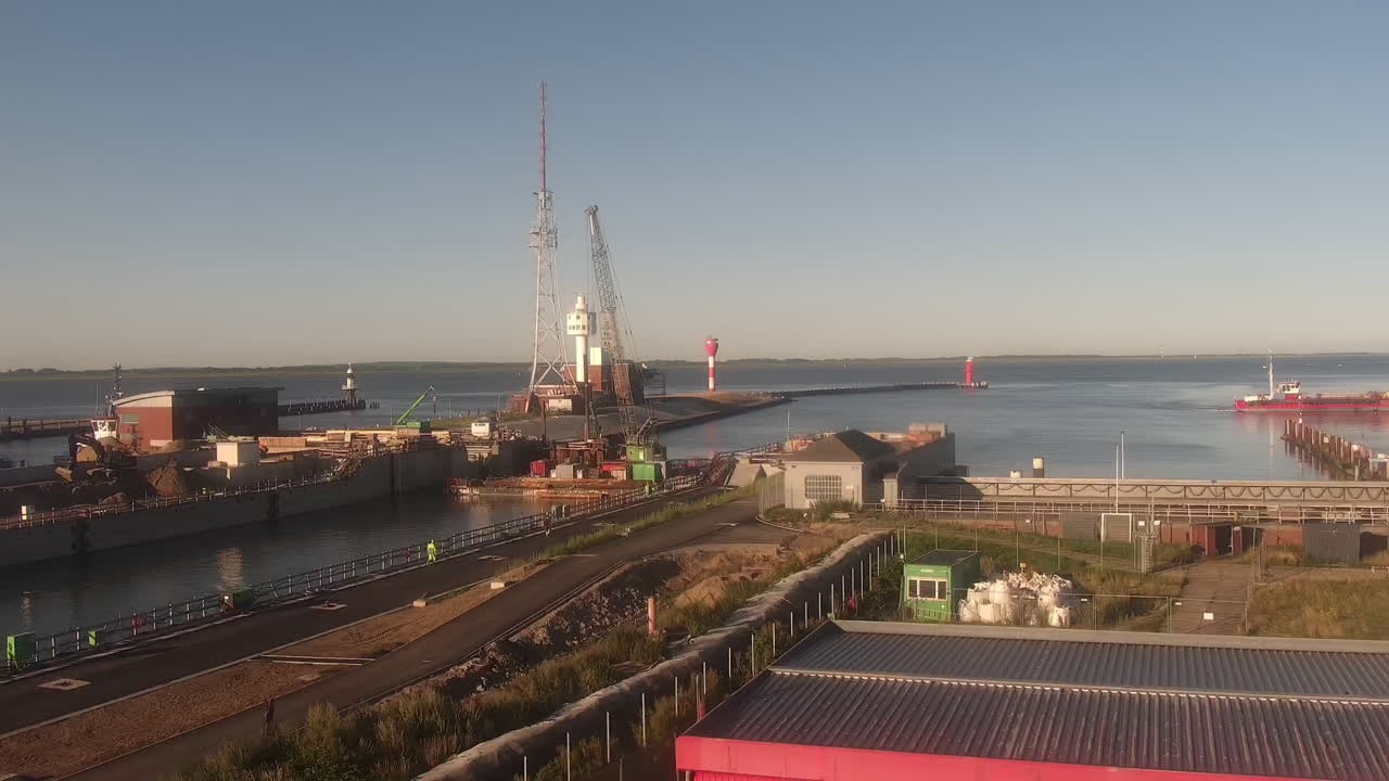 Archiv Foto Webcam Brunsbüttel: Schleusenkammern am Nord-Ostsee Kanal