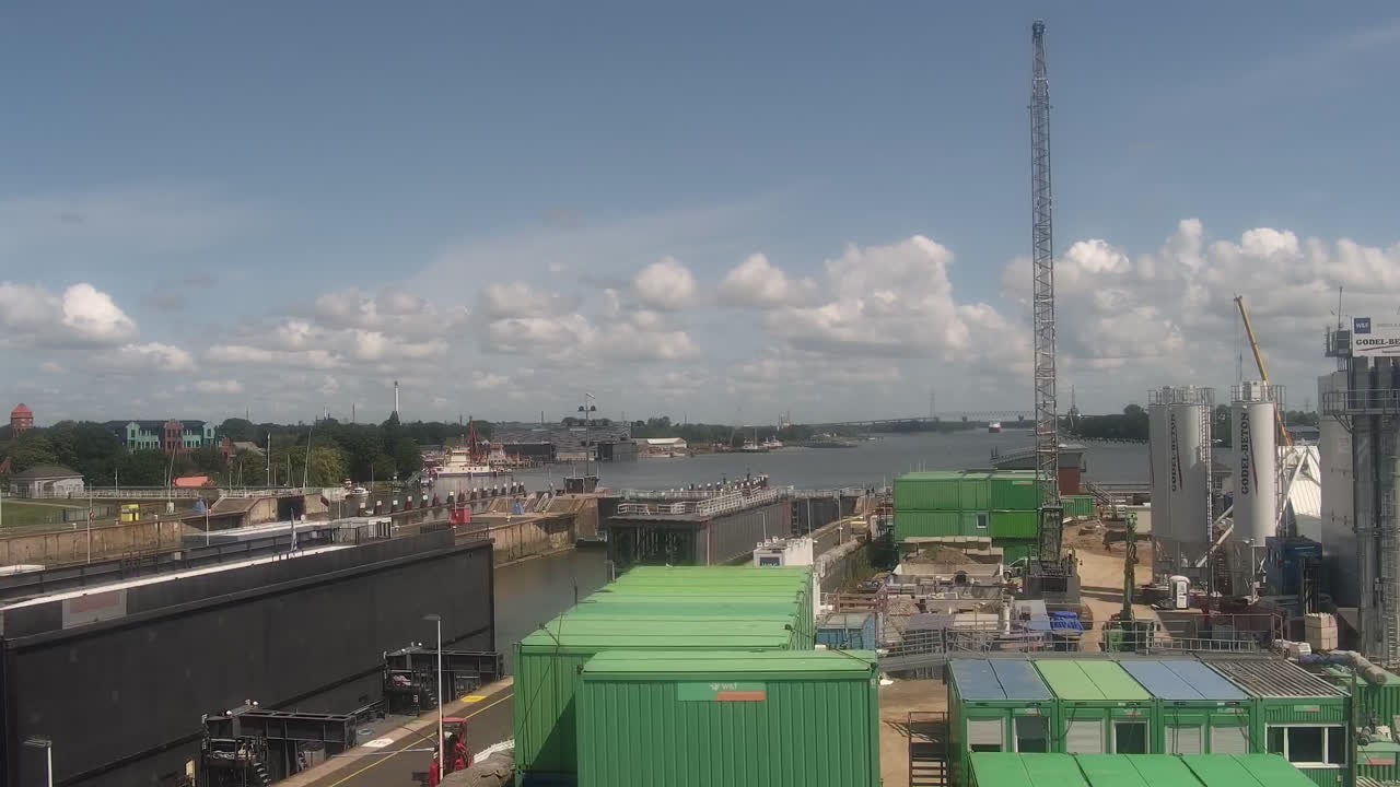 Archiv Foto Webcam Brunsbüttel: Schleusenkammern am Nord-Ostsee Kanal