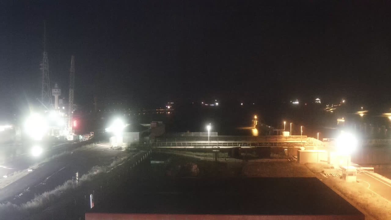 Archiv Foto Webcam Brunsbüttel: Schleusenkammern am Nord-Ostsee Kanal