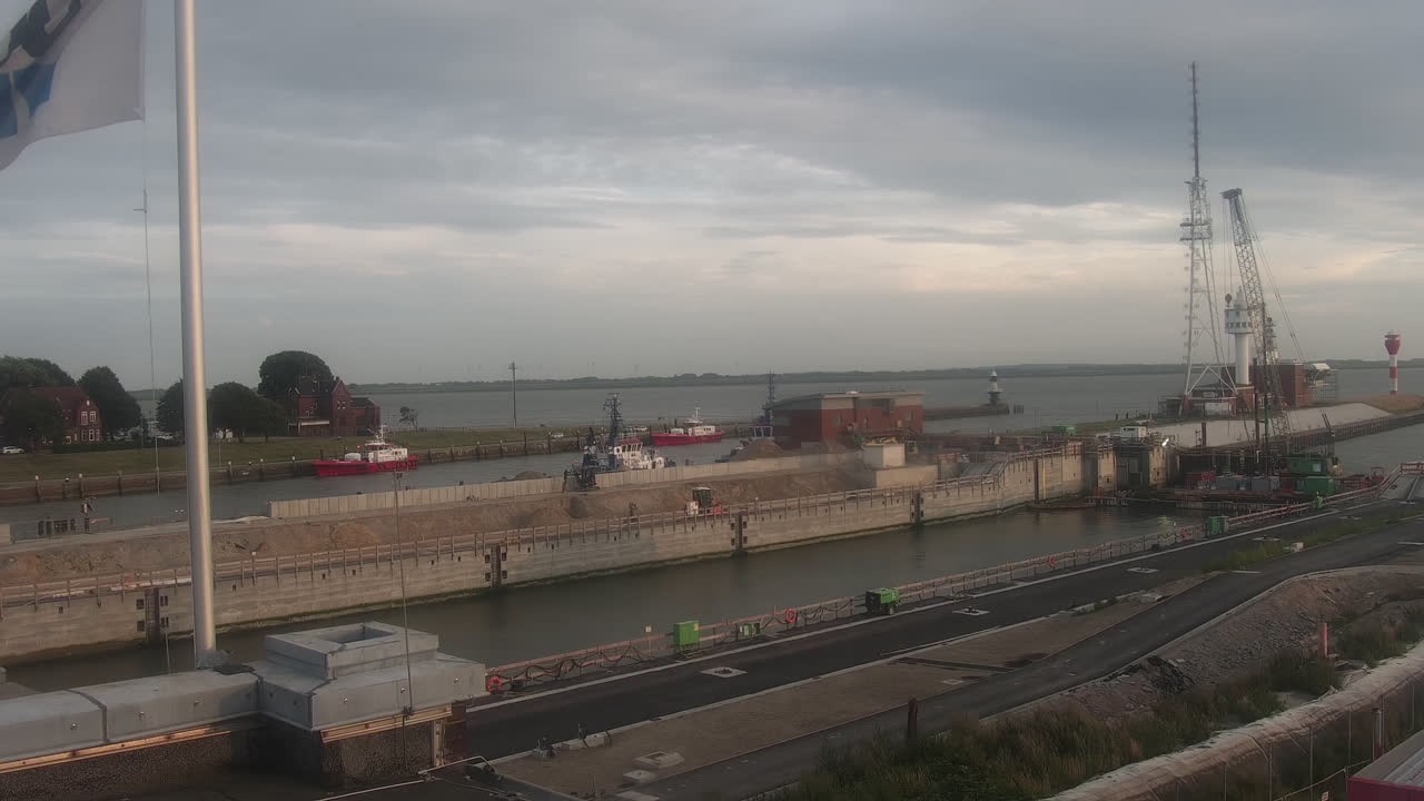 Archiv Foto Webcam Brunsbüttel: Schleusenkammern am Nord-Ostsee Kanal
