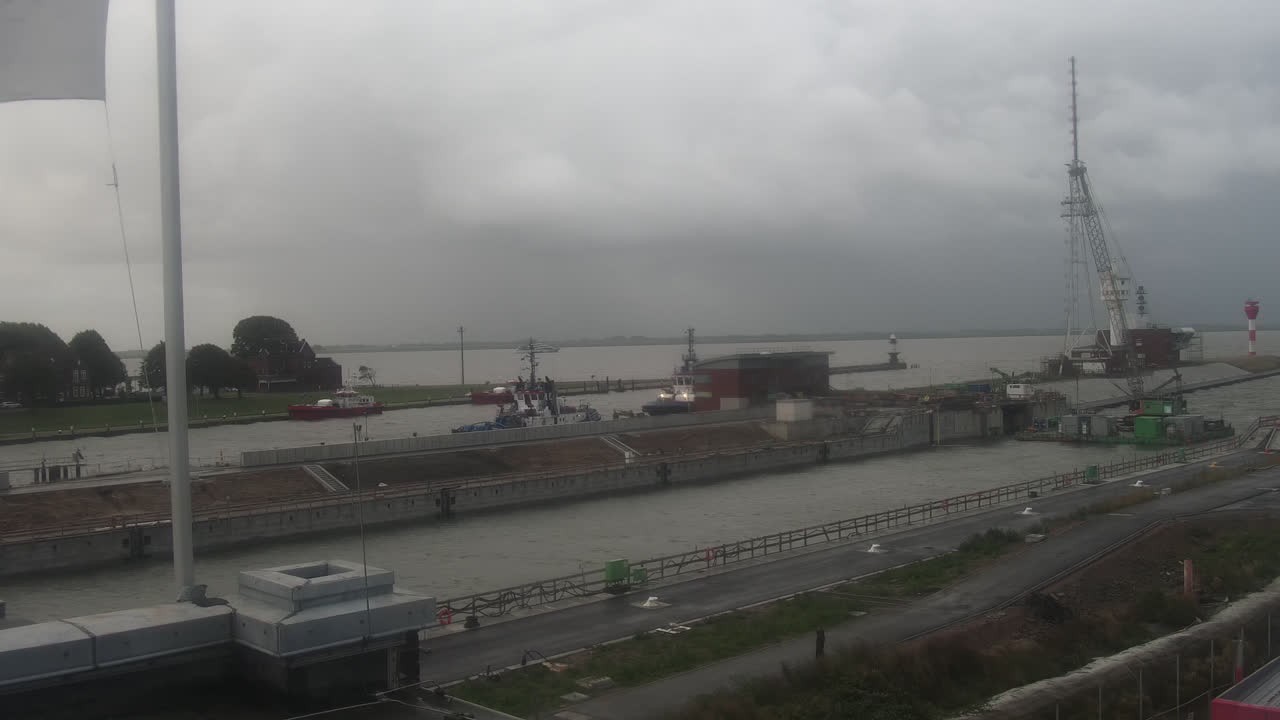 Archiv Foto Webcam Brunsbüttel: Schleusenkammern am Nord-Ostsee Kanal