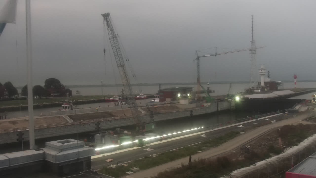 Archiv Foto Webcam Brunsbüttel: Schleusenkammern am Nord-Ostsee Kanal